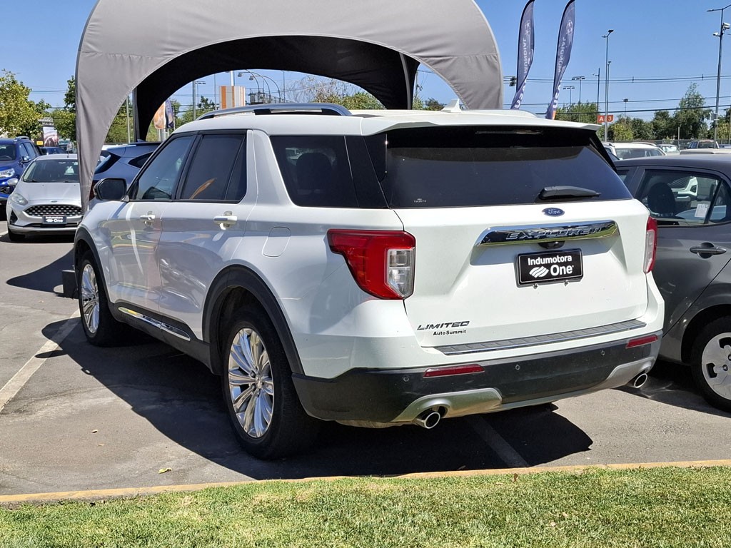 Ford Explorer 2.3 Xlt At año 2024