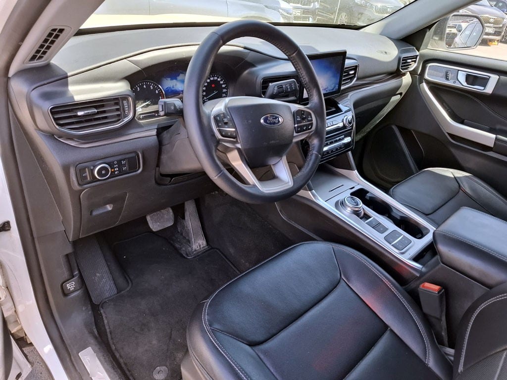 Ford Explorer 2.3 Xlt At año 2024