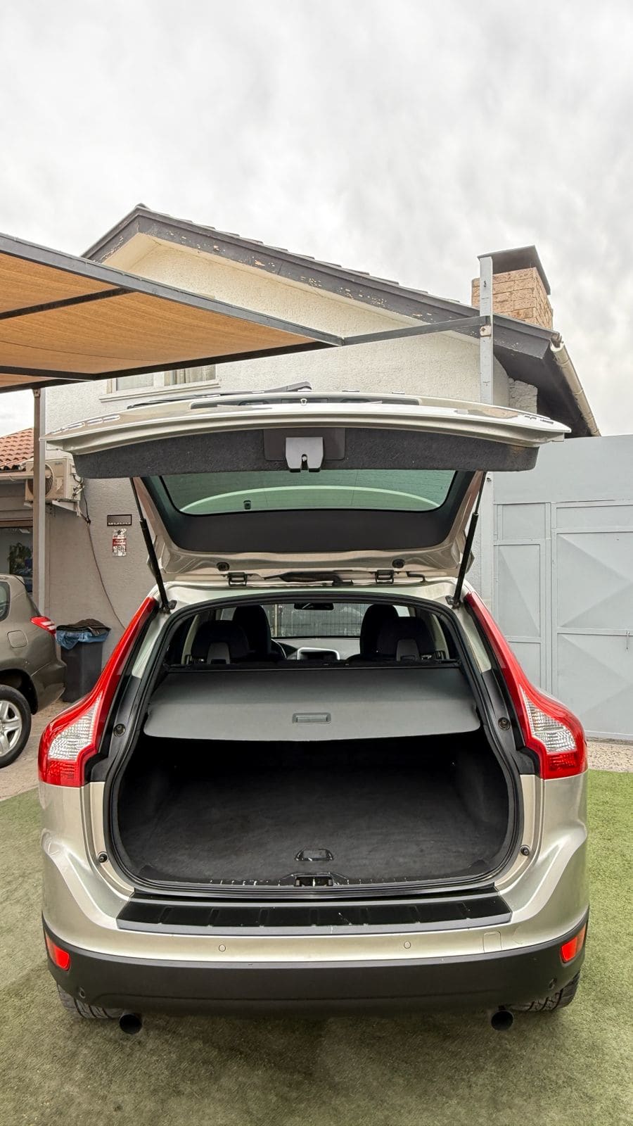 Volvo Xc60 2.0 T5 Comfort 4x2 At año 2014