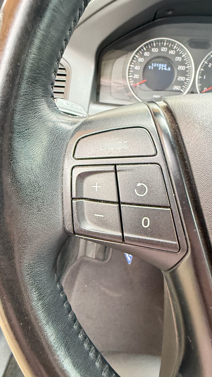 Volvo Xc60 2.0 T5 Comfort 4x2 At año 2014