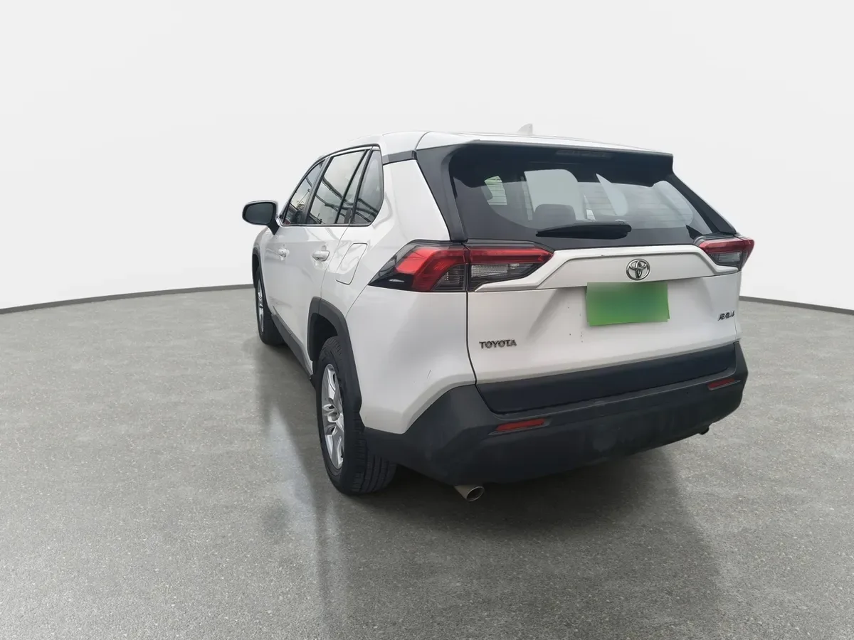 Toyota Rav 4 2.0 Le 4x2 Cvt At 5p año 2020