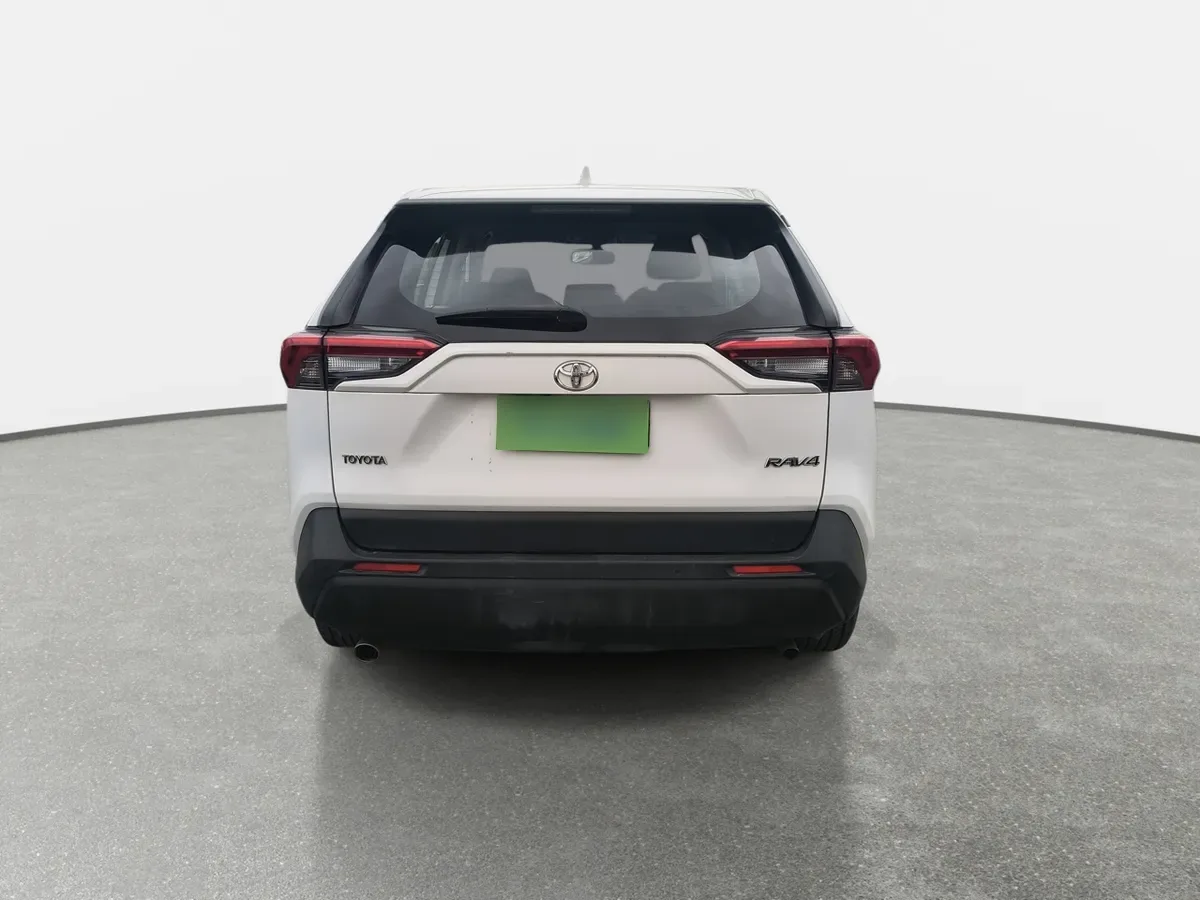 Toyota Rav 4 2.0 Le 4x2 Cvt At 5p año 2020