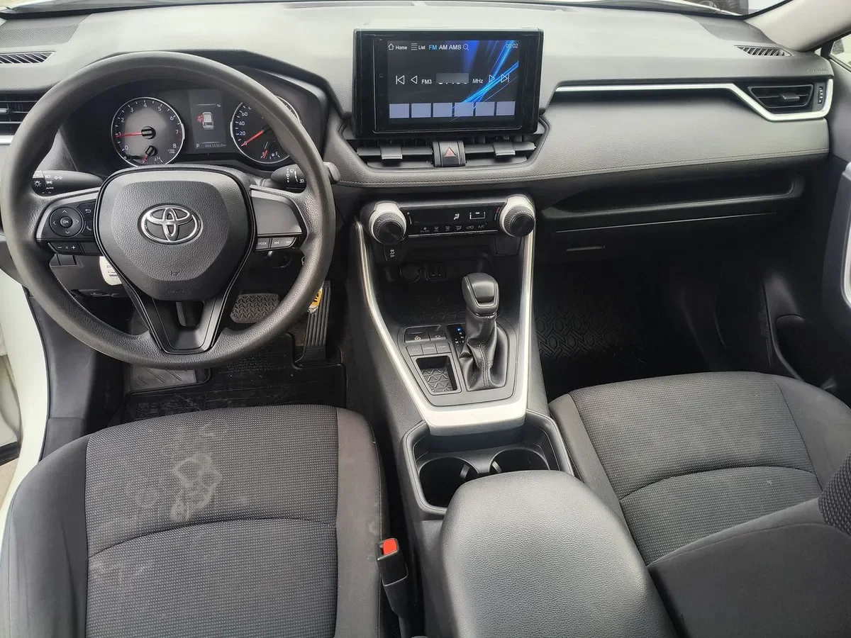 Toyota Rav 4 2.0 Le 4x2 Cvt At 5p año 2020