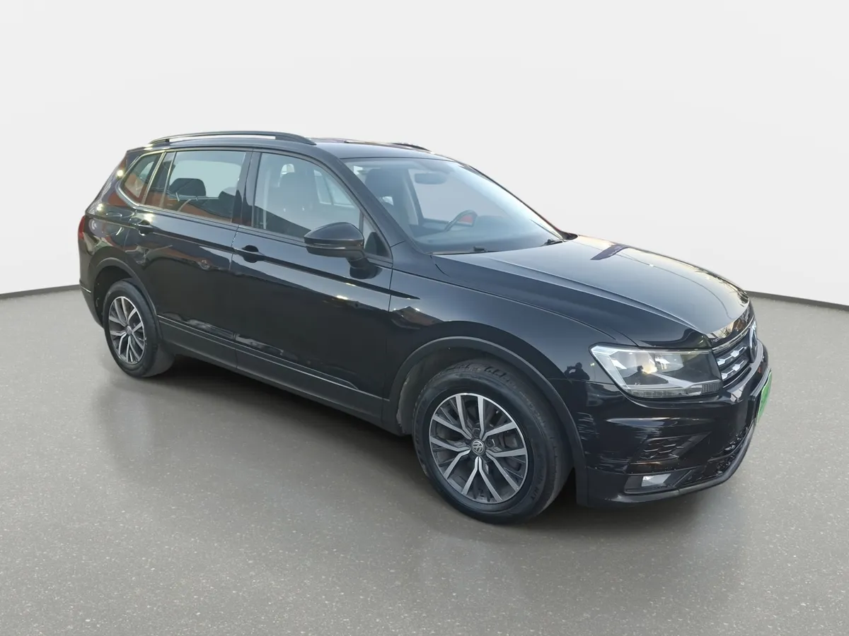 Volkswagen Tiguan 1.4 Tsi Trendline 4x2 Mt 5p año 2018