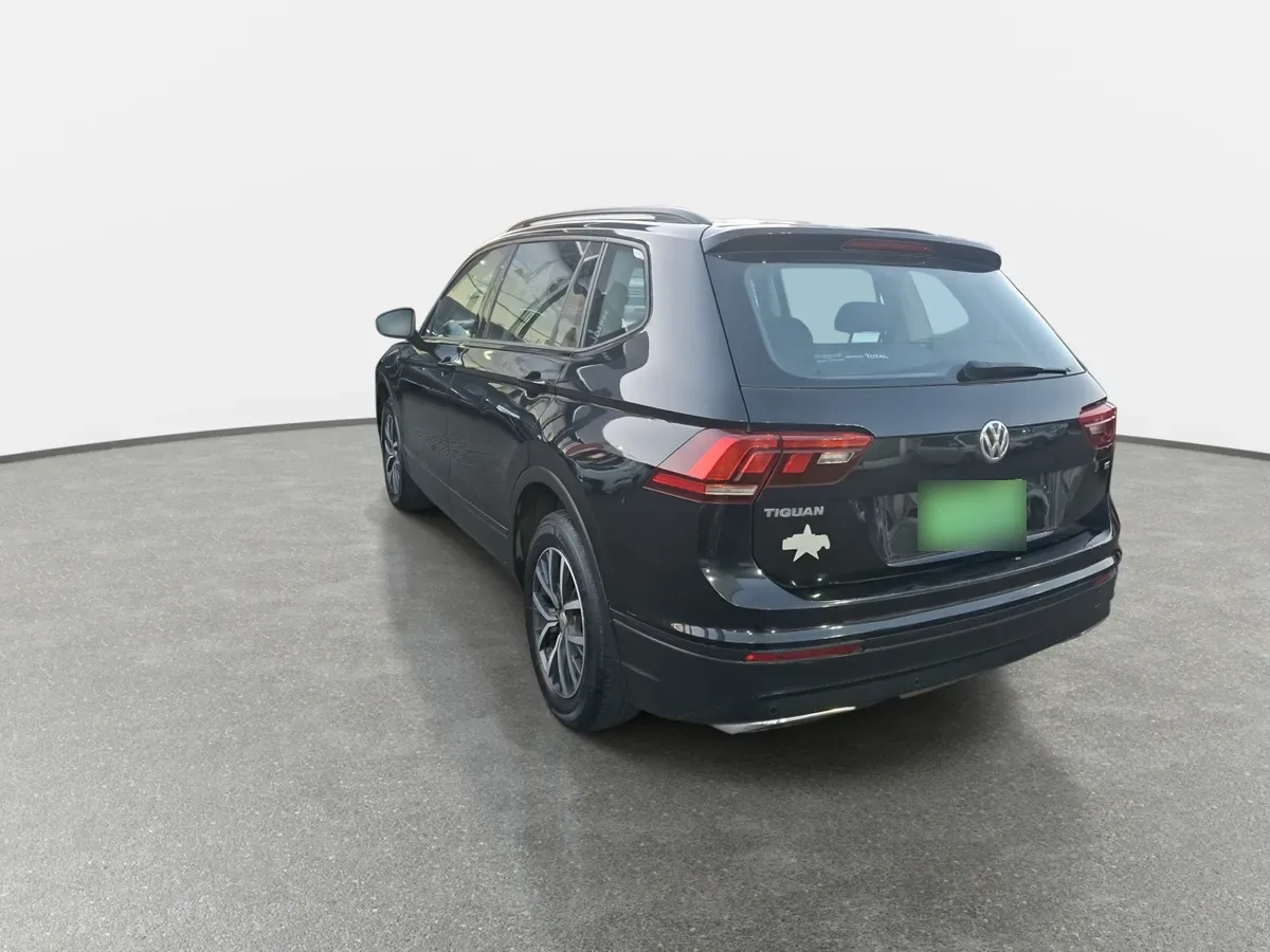 Volkswagen Tiguan 1.4 Tsi Trendline 4x2 Mt 5p año 2018