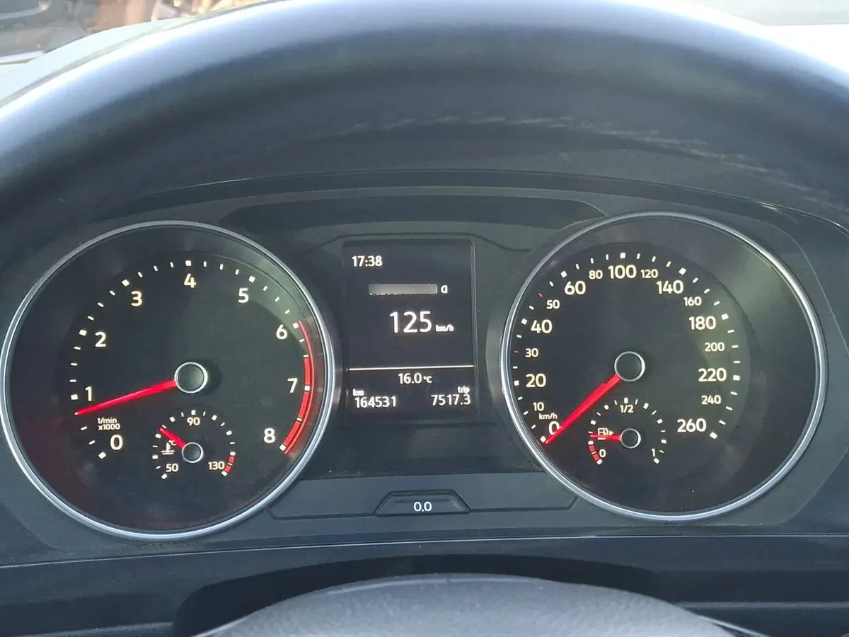 Volkswagen Tiguan 1.4 Tsi Trendline 4x2 Mt 5p año 2018