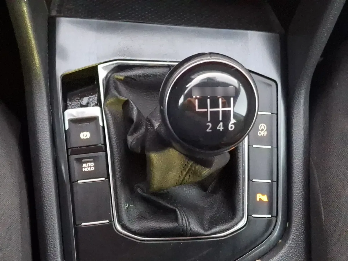 Volkswagen Tiguan 1.4 Tsi Trendline 4x2 Mt 5p año 2018
