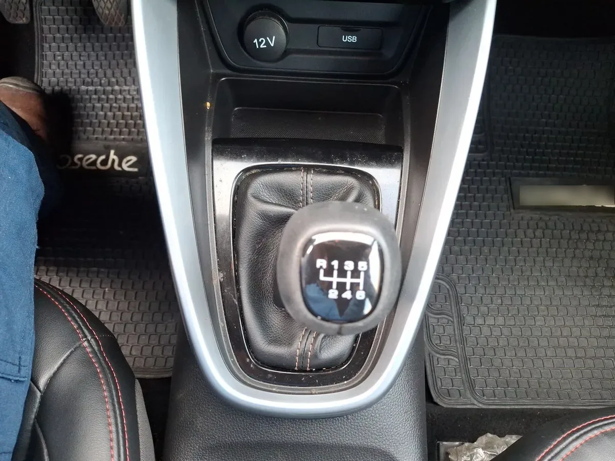 Chevrolet Groove 1.5 Premier 4x2 Mt 5p año 2023