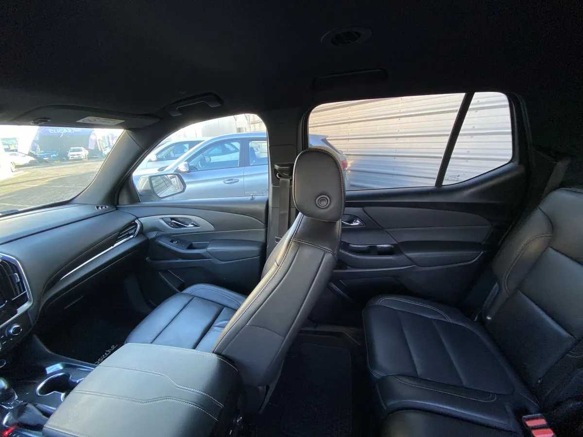 Chevrolet Traverse 3.6l Lt Awd Ii At 5p año 2022