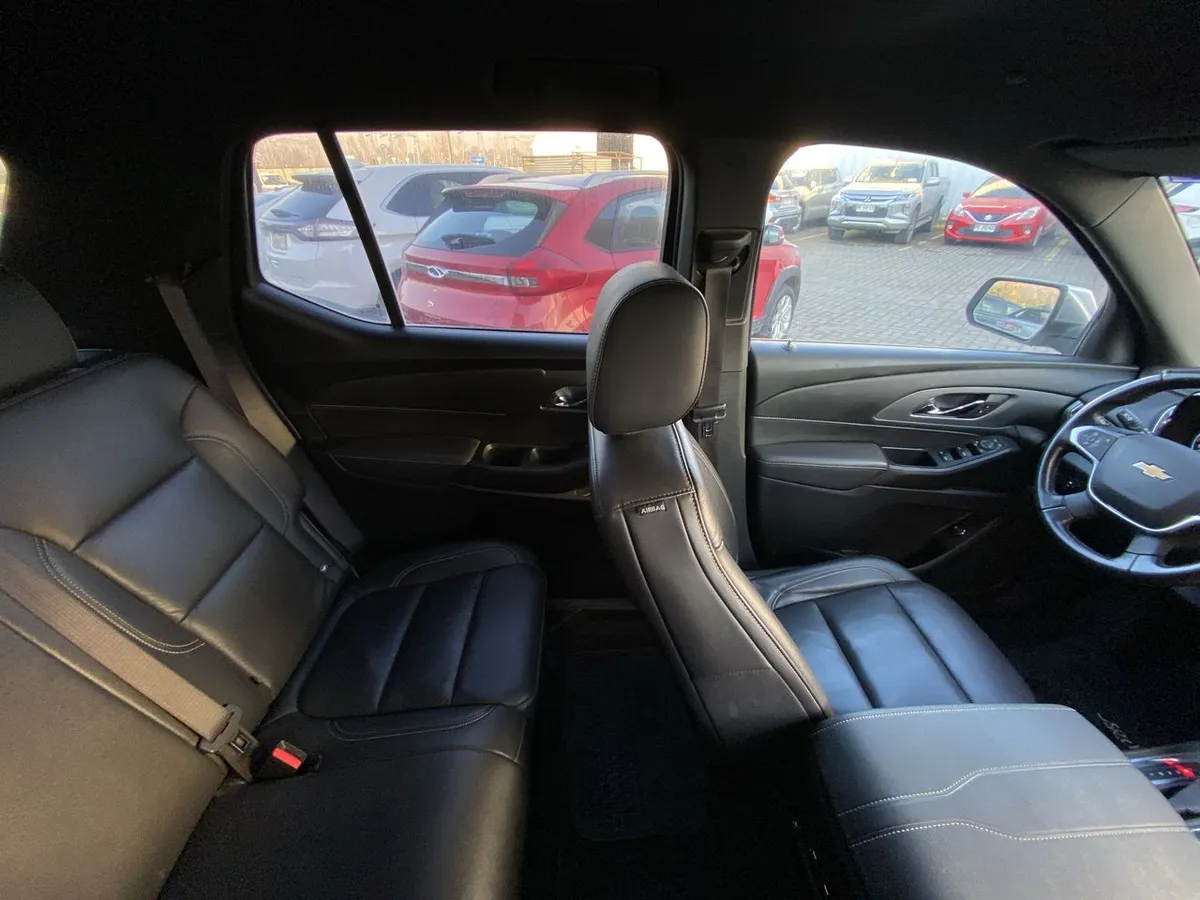 Chevrolet Traverse 3.6l Lt Awd Ii At 5p año 2022