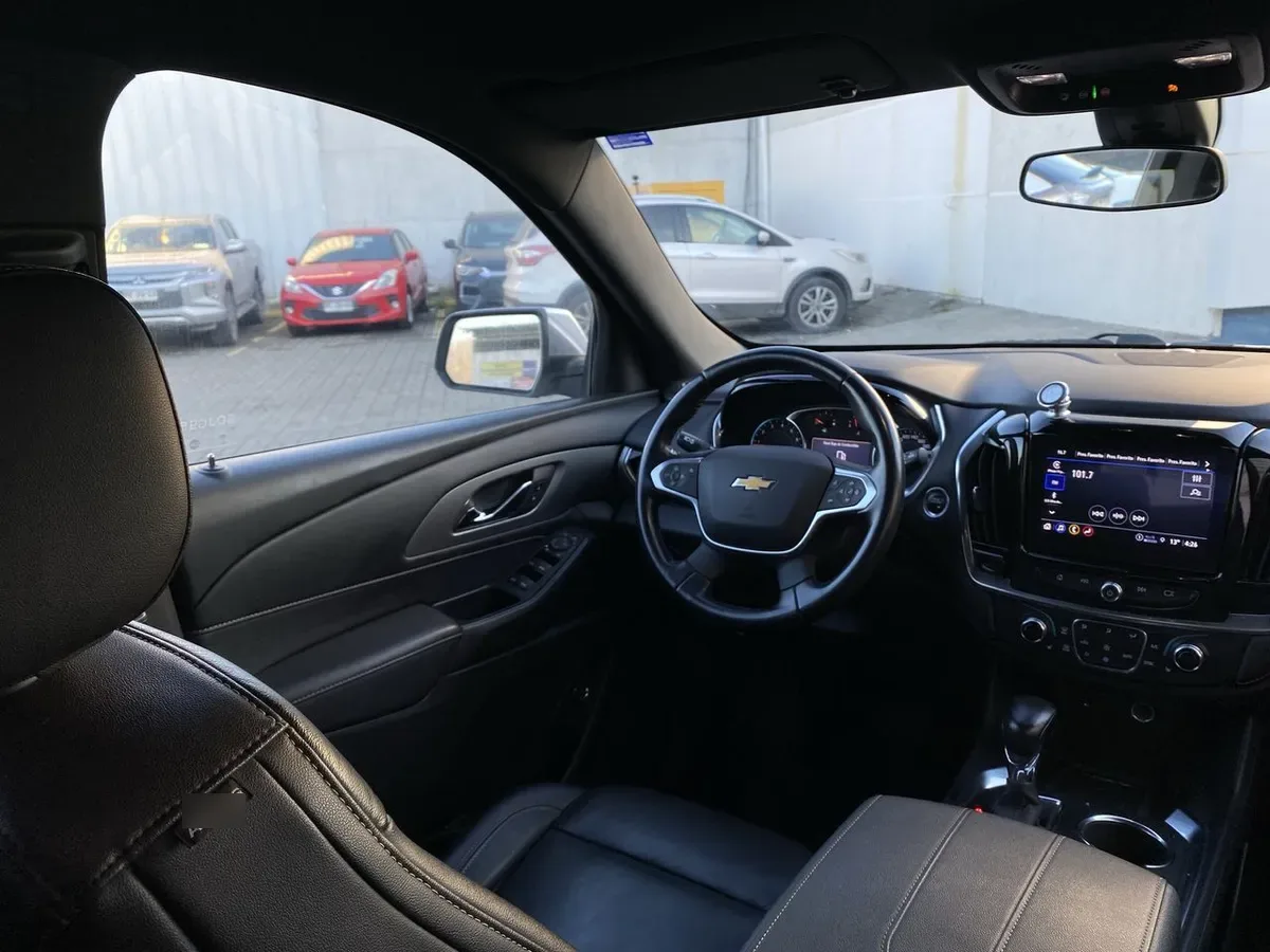 Chevrolet Traverse 3.6l Lt Awd Ii At 5p año 2022