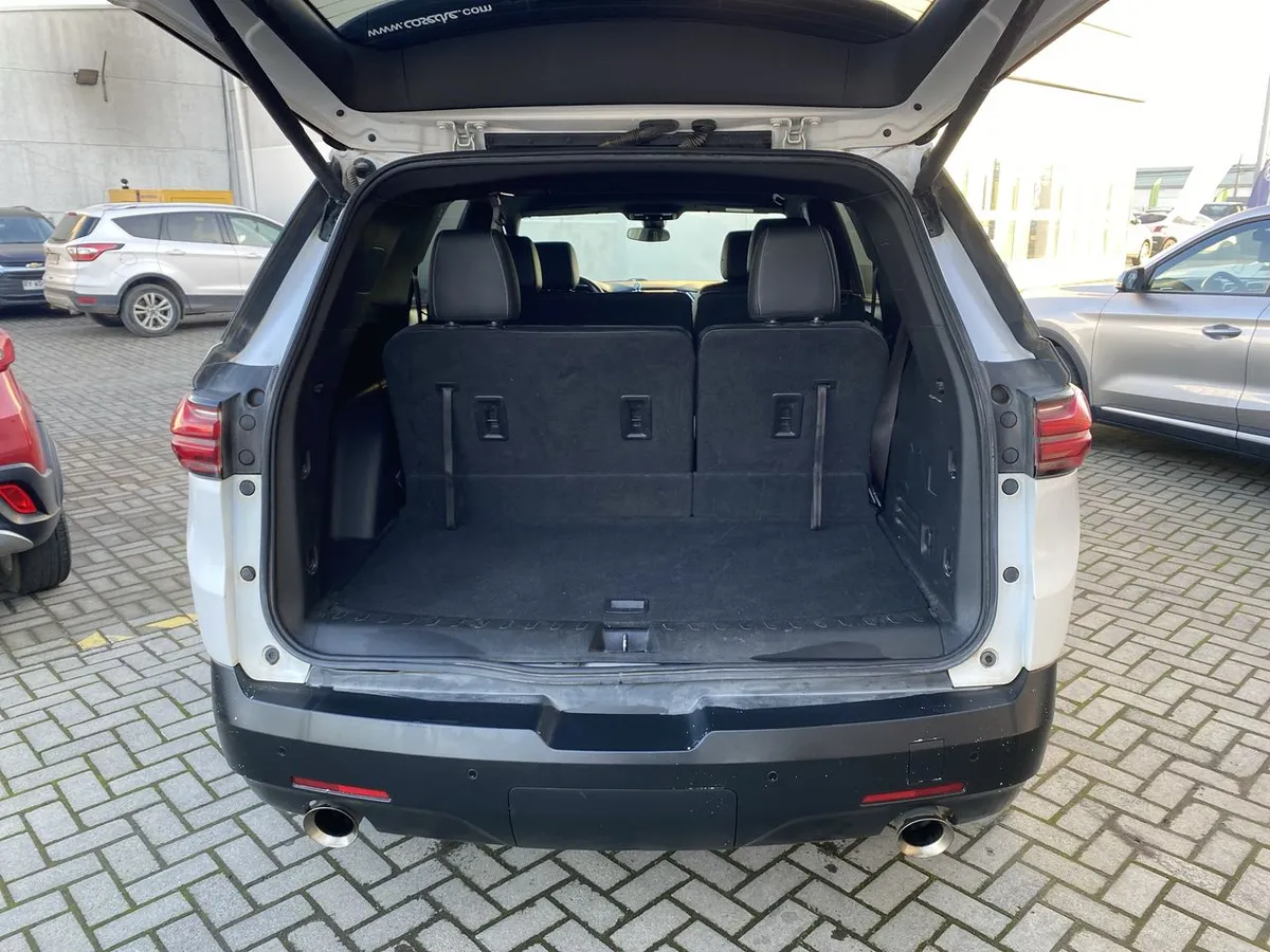Chevrolet Traverse 3.6l Lt Awd Ii At 5p año 2022