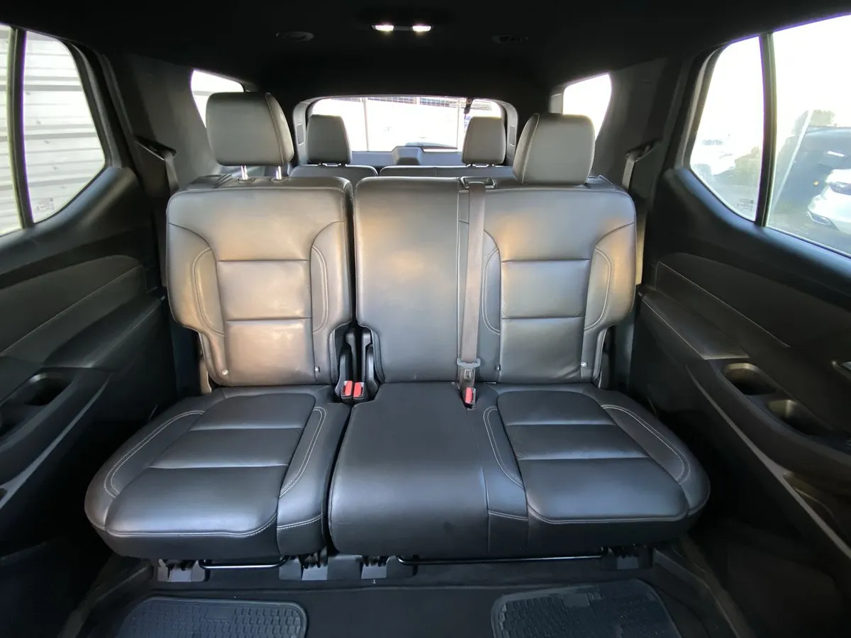Chevrolet Traverse 3.6l Lt Awd Ii At 5p año 2022