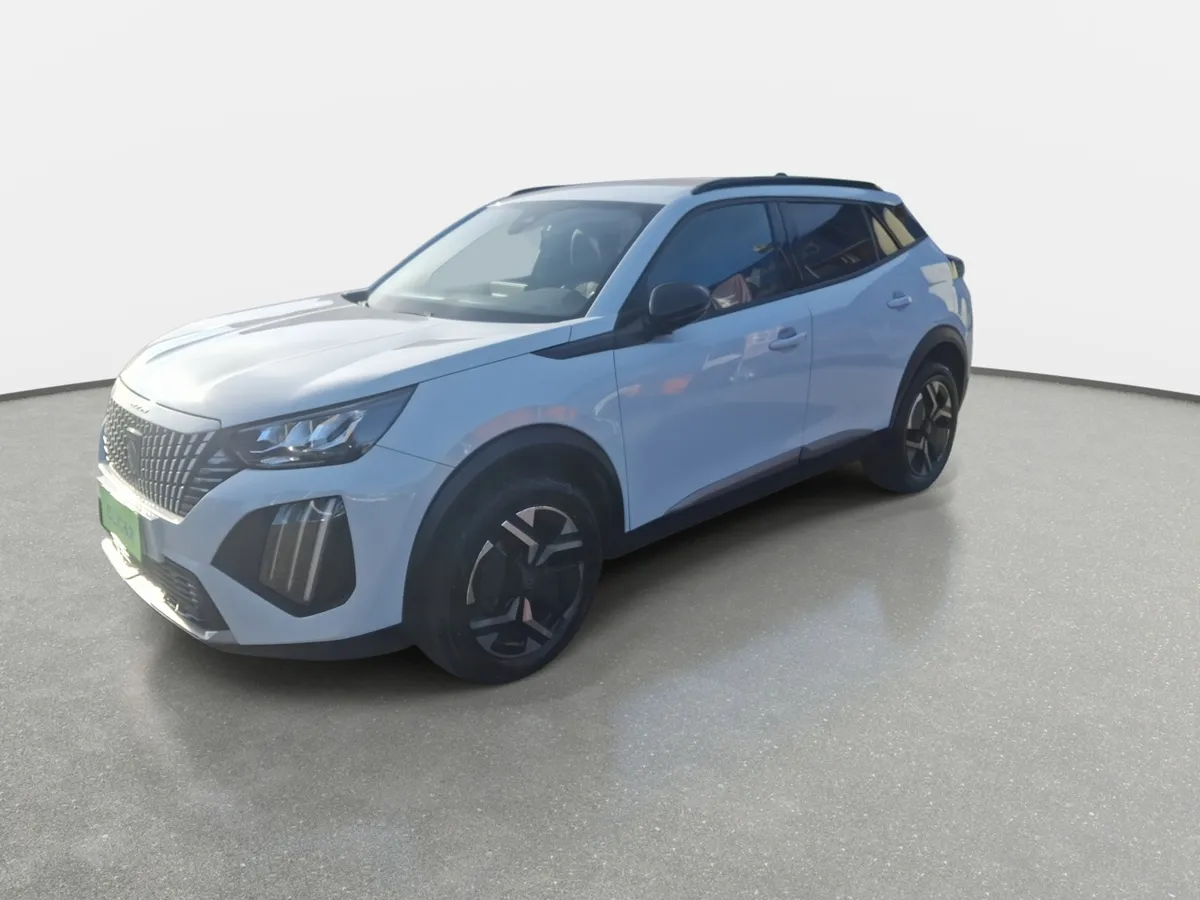 Peugeot 2008 1.2 Allure Pack Puretech 130hp 4x2 Mt 5p año 2024