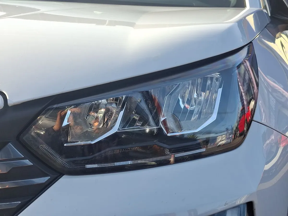 Peugeot 2008 1.2 Allure Pack Puretech 130hp 4x2 Mt 5p año 2024