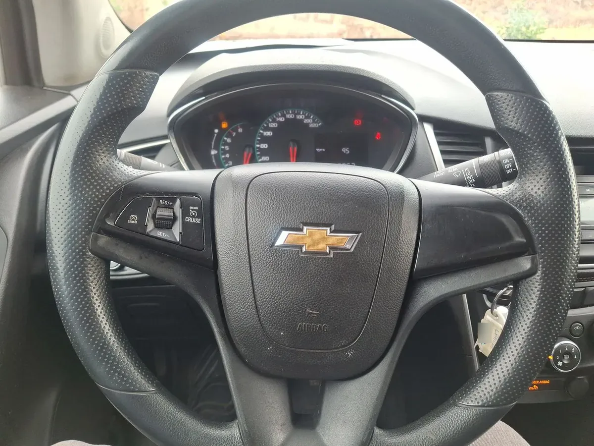Chevrolet Tracker 1.8 Ls Fwd E5 Mt 5p año 2019