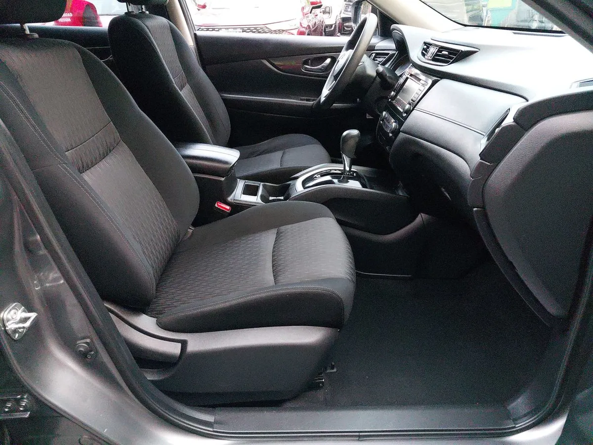 Nissan X-Trail 2.5 Sense Mc 4x2 Cvt At 5p año 2022