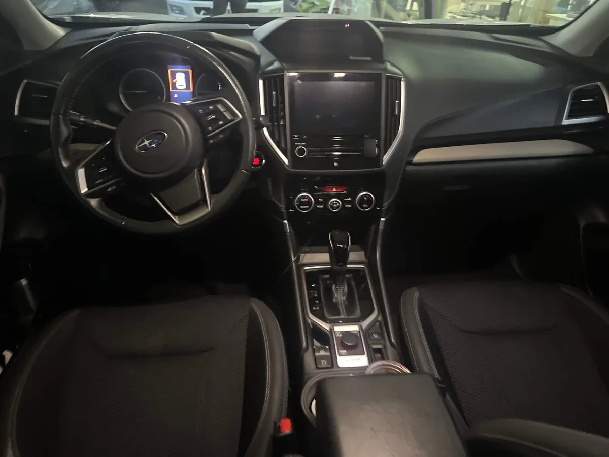 Subaru Forester 2.5i Dynamic Eyesight Awd At 5p año 2023