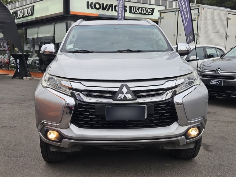 Mitsubishi Montero Sport Mt 4x2 2.4 año 2017