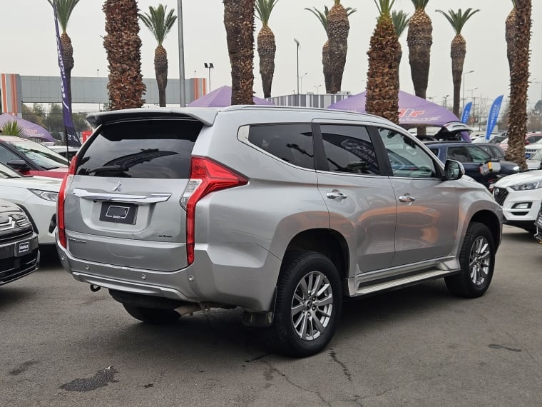 Mitsubishi Montero Sport Mt 4x2 2.4 año 2017
