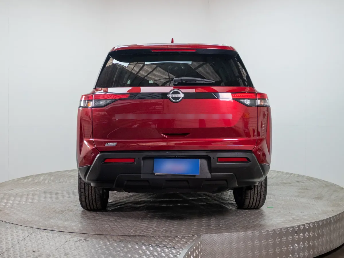 Nissan Pathfinder Pathfinder 3.5 Advance At año 2023
