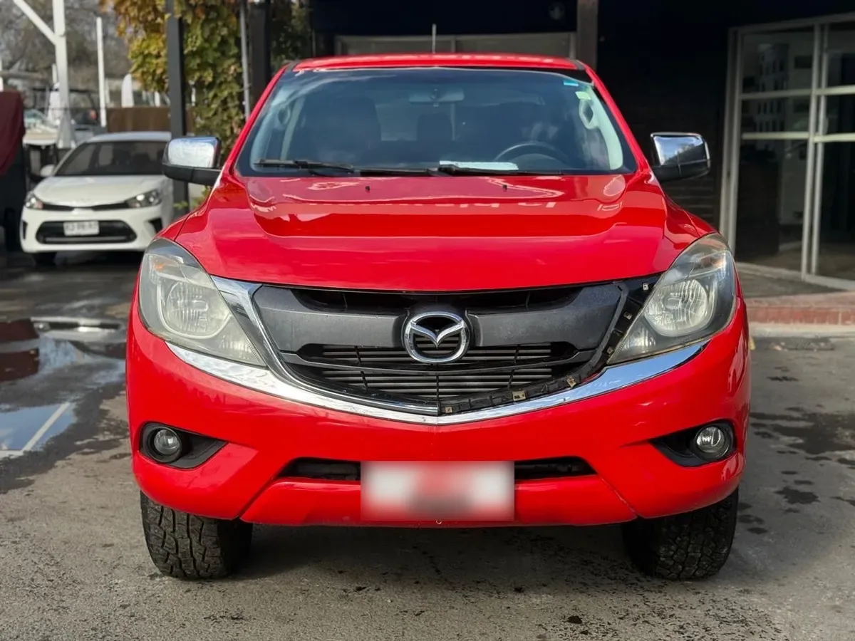 MAZDA BT-50 2.2 Doble Cabina Sdx Mt 4x2 Diesel año 2019