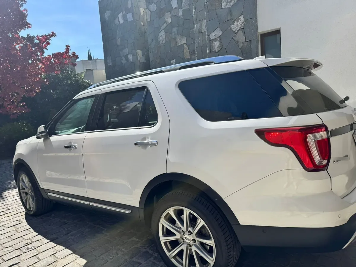 FORD EXPLORER 2.3 Limited At 4x4 año 2018