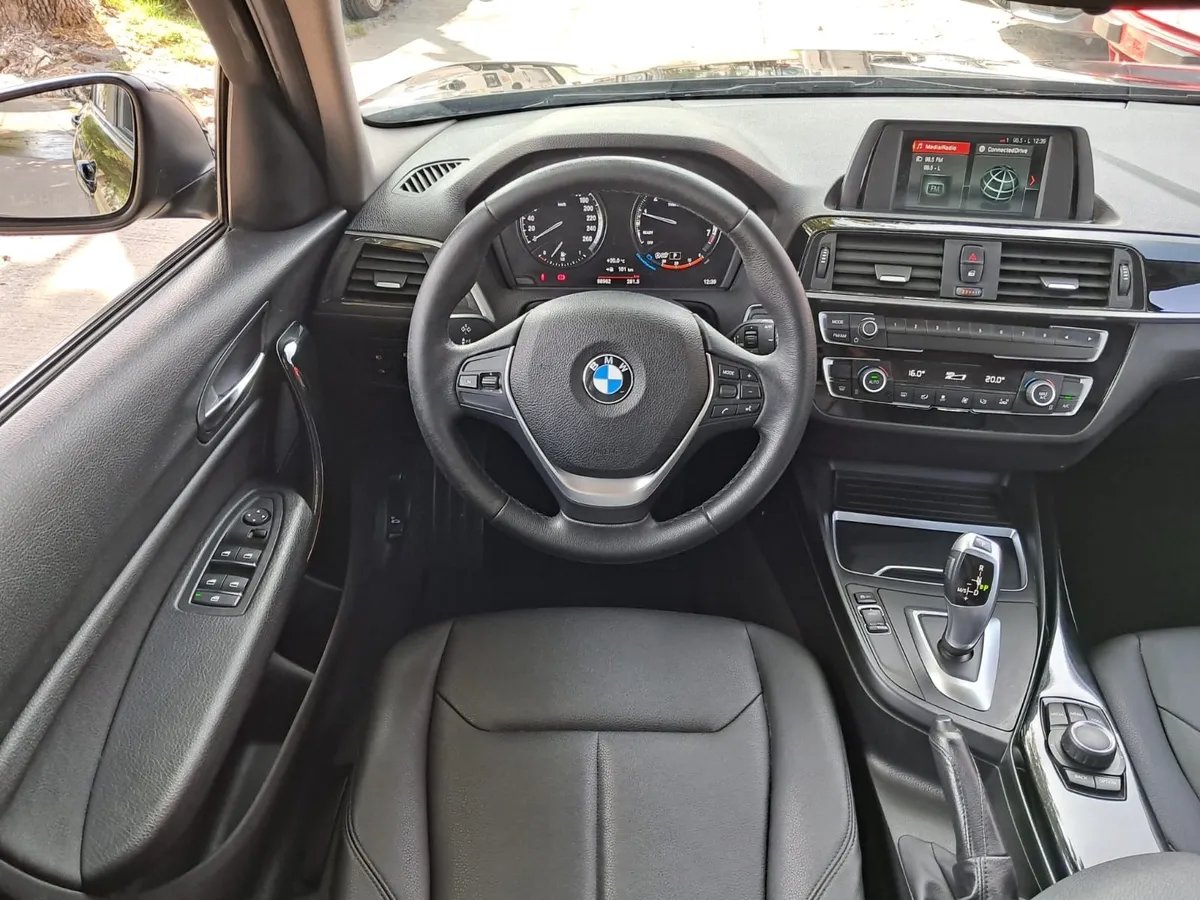 BMW 118 1.5 I 5 Puertas At año 2019