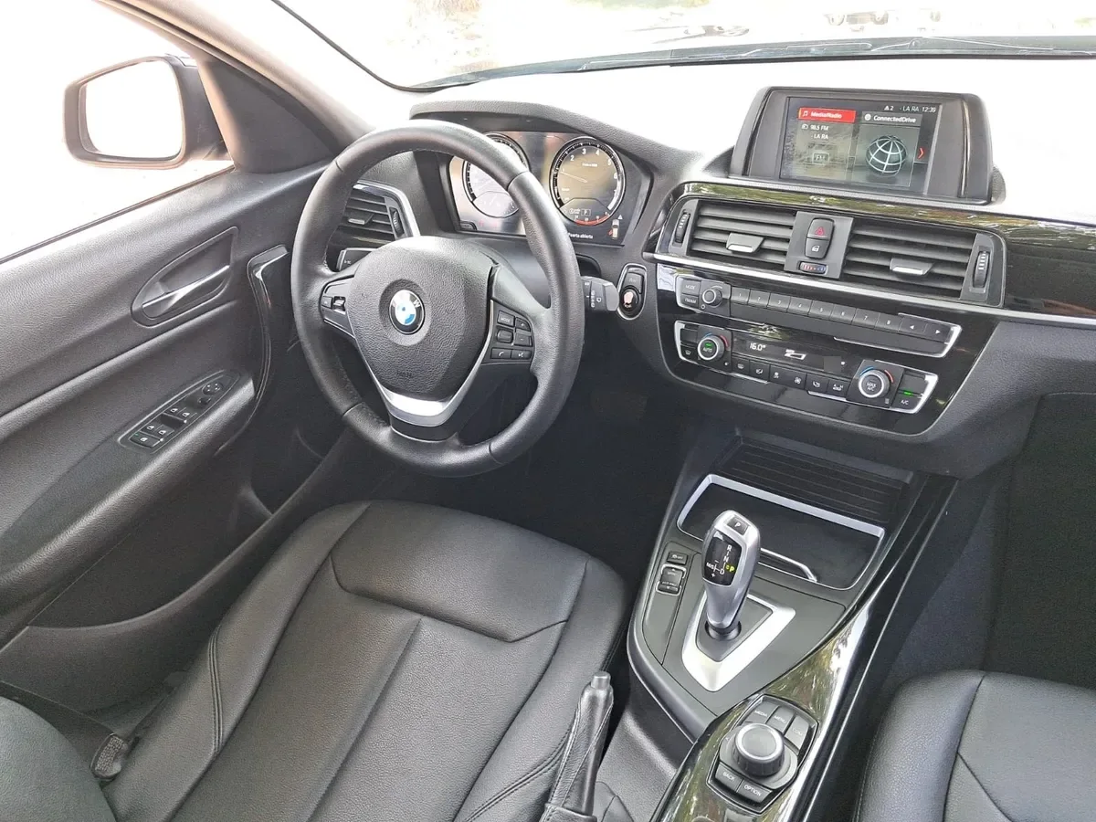 BMW 118 1.5 I 5 Puertas At año 2019