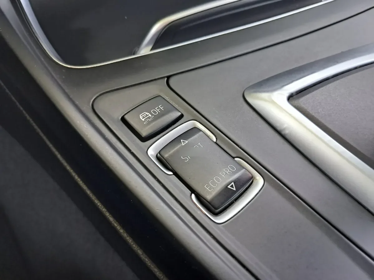 BMW 118 1.5 I 5 Puertas At año 2019
