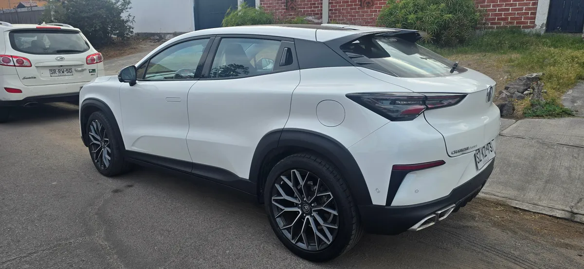 Changan UNI-T 1.5 Elite At año 2024