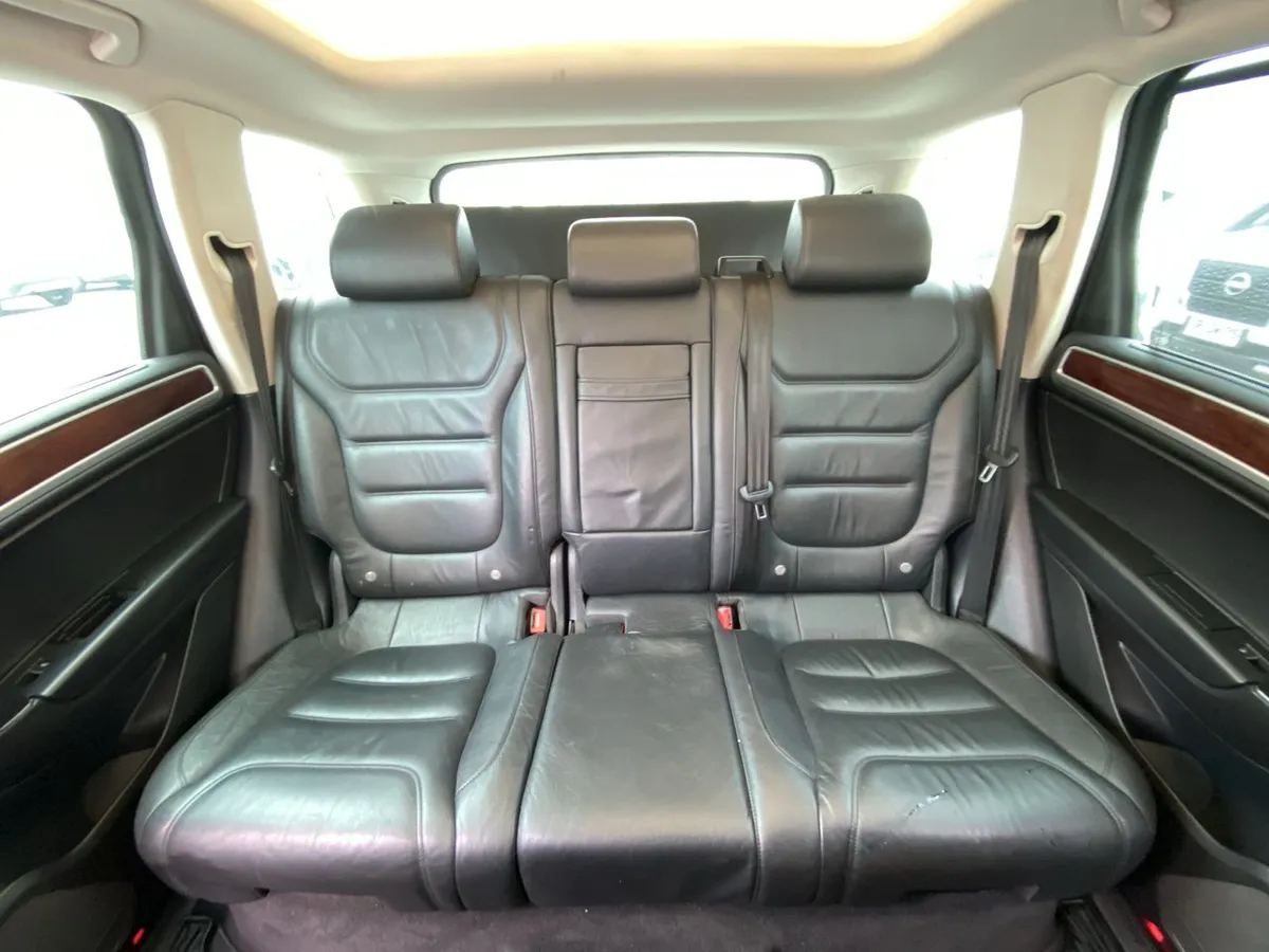 Volkswagen Touareg 3.0 V6 Tdi Diesel 4x4 Nav At 5p año 2016