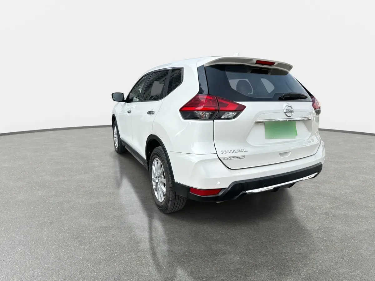 Nissan X-Trail 2.5 Sense 4x2 2row Cvt At 5p año 2020