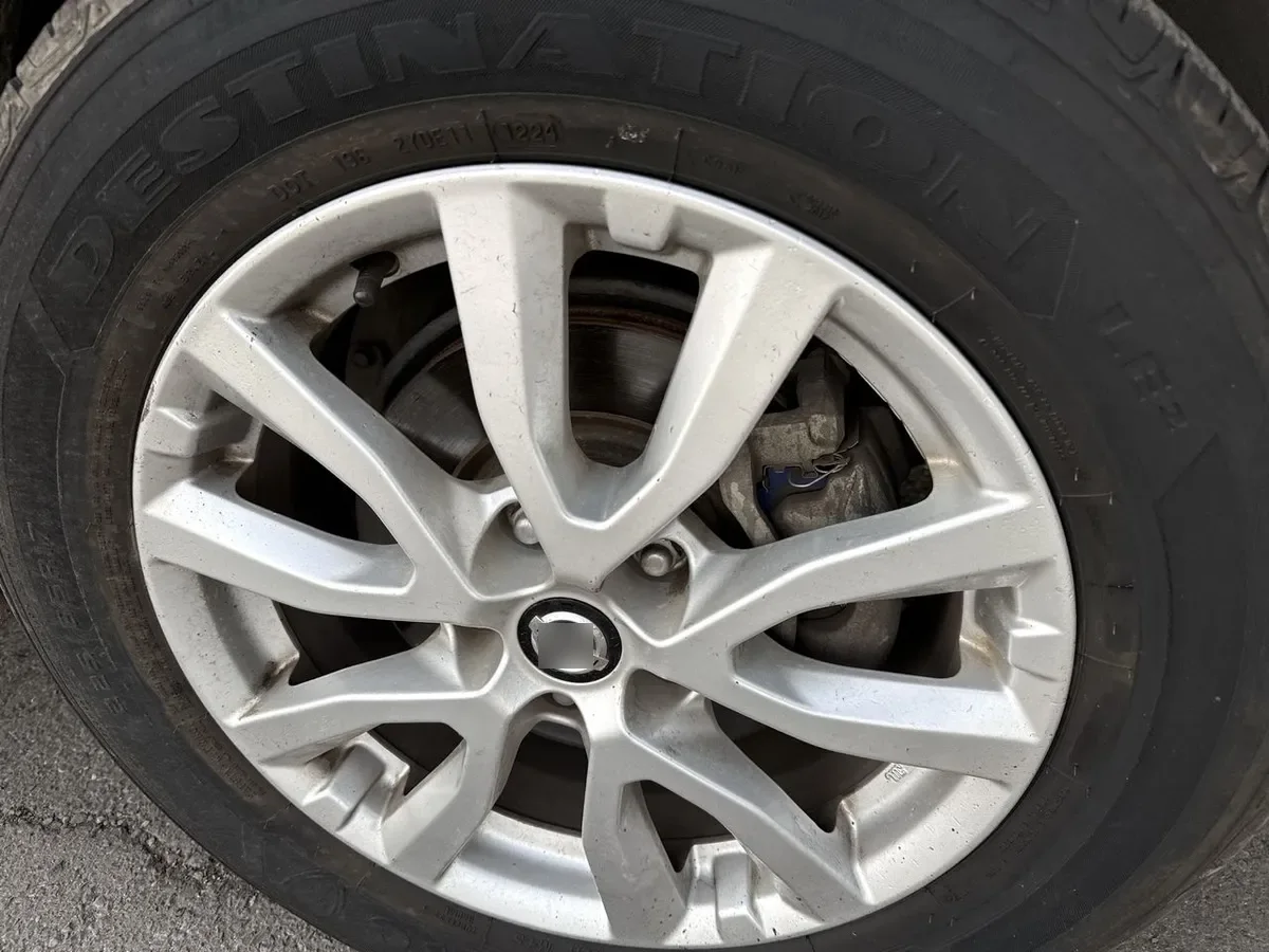 Nissan X-Trail 2.5 Sense 4x2 2row Cvt At 5p año 2020