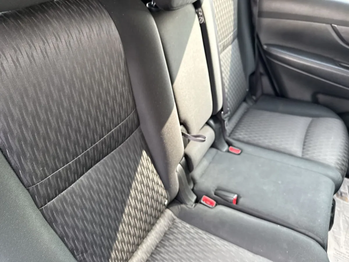 Nissan X-Trail 2.5 Sense 4x2 2row Cvt At 5p año 2020