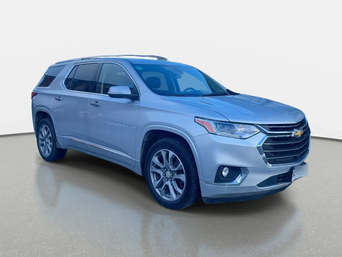 Chevrolet Traverse 3.6l Premier Awd Ii At 5p año 2022