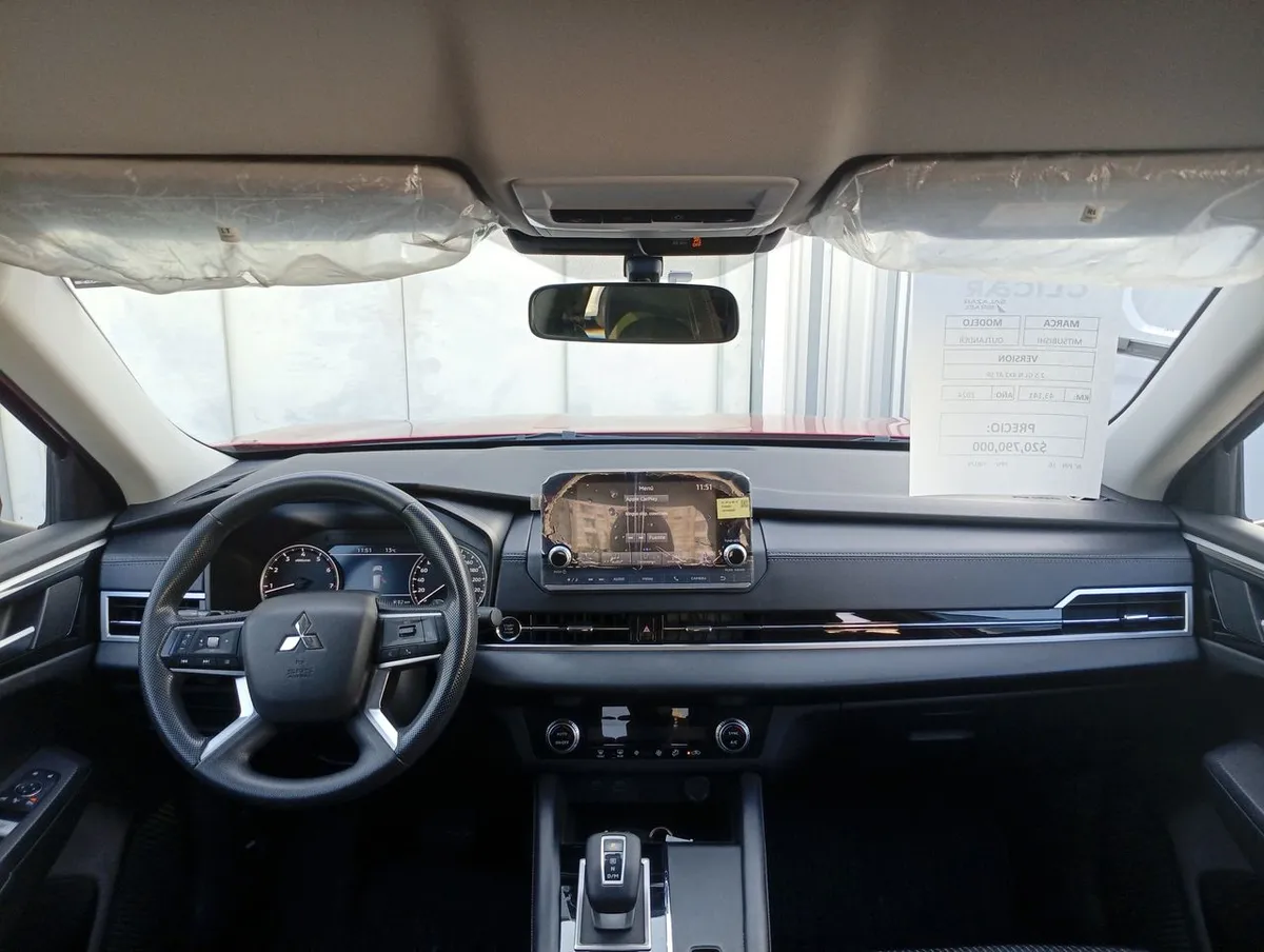 Mitsubishi Outlander 2.5 Gl N 4x2 At 5p año 2024