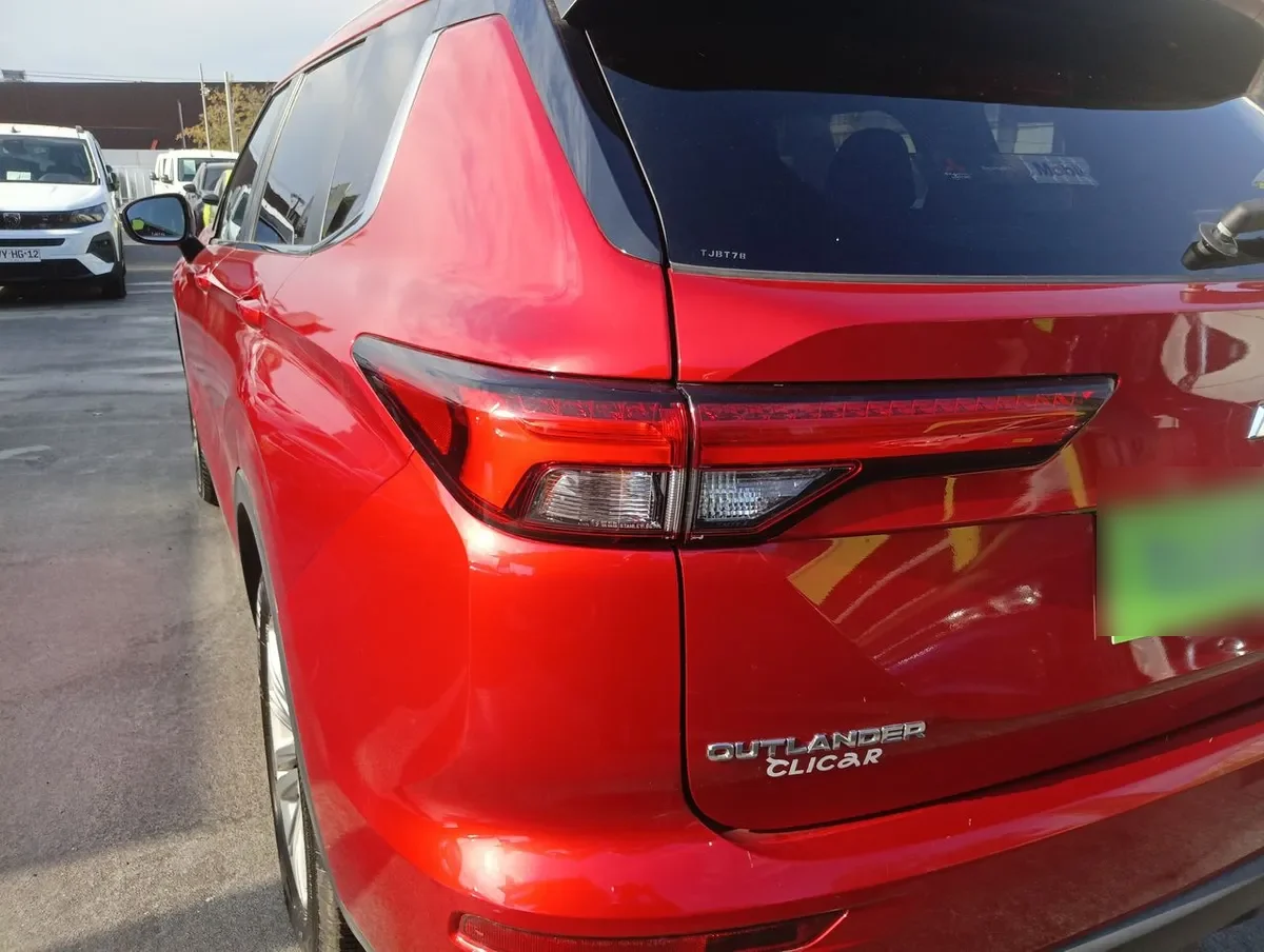 Mitsubishi Outlander 2.5 Gl N 4x2 At 5p año 2024