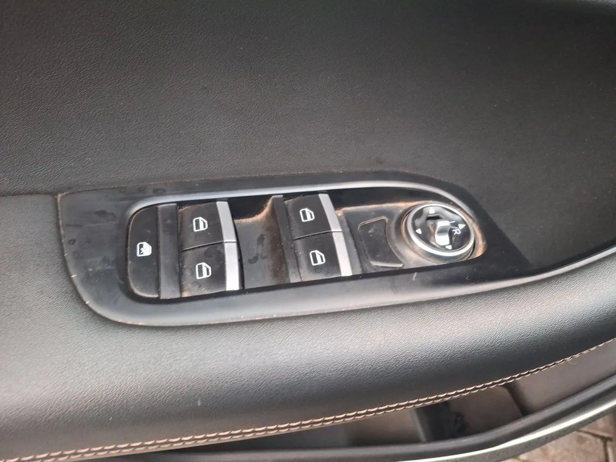 Chery Tiggo 8 1.5t Gl 4x2 Mt 5p año 2022
