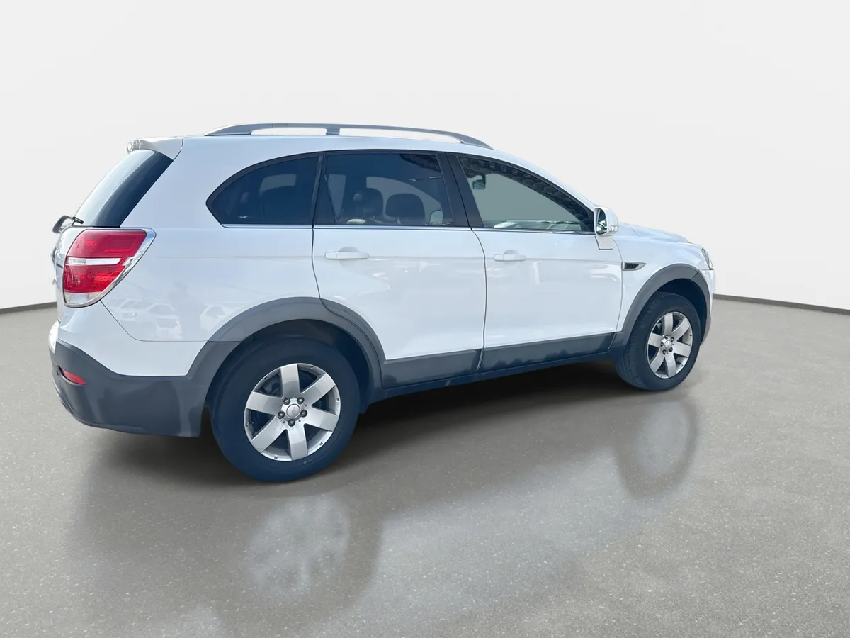Chevrolet Captiva 2.4 Lt Fwd V Sa At6 5p año 2016