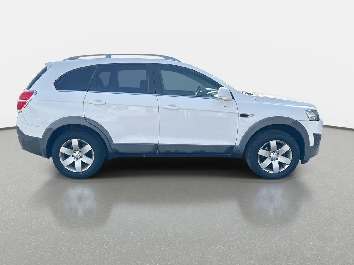 Chevrolet Captiva 2.4 Lt Fwd V Sa At6 5p año 2016