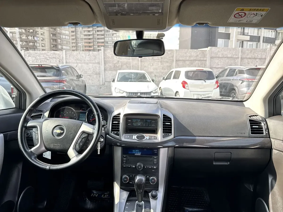 Chevrolet Captiva 2.4 Lt Fwd V Sa At6 5p año 2016
