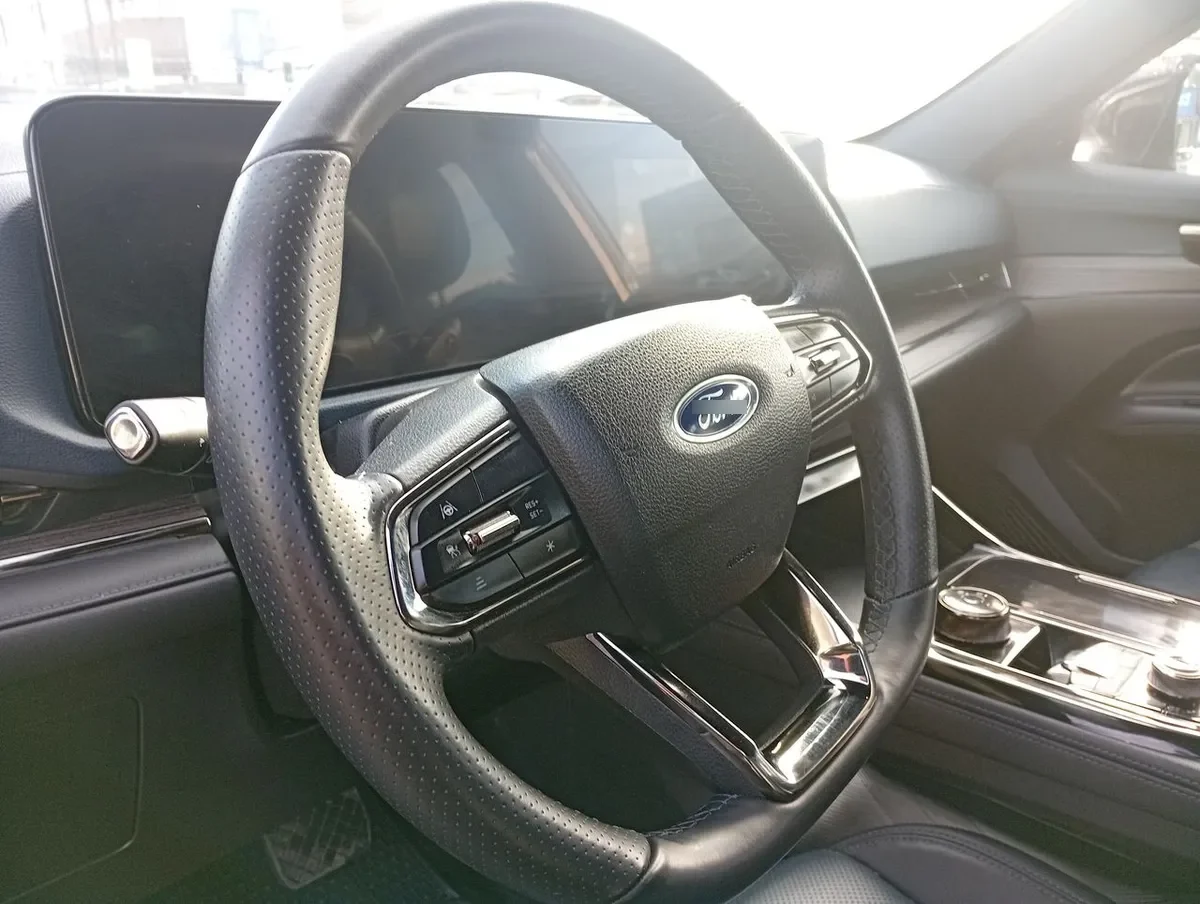 Ford Territory 1.5 Titanium 4x2 At 5p año 2024