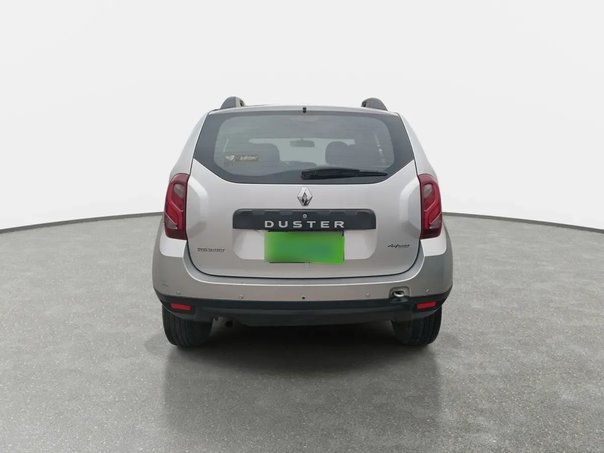 Renault Duster 1.6 Life 4x2 5mt 5p año 2020