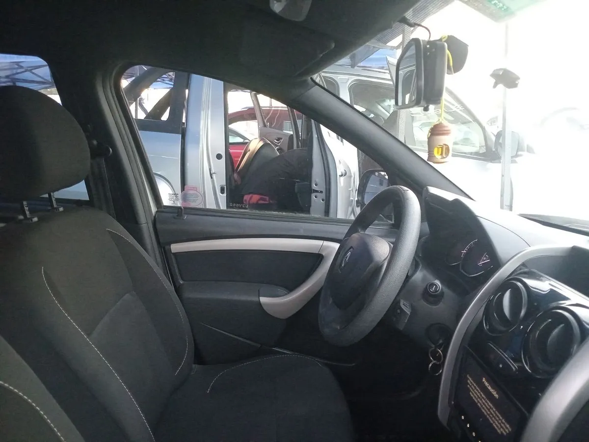 Renault Duster 1.6 Life 4x2 5mt 5p año 2020