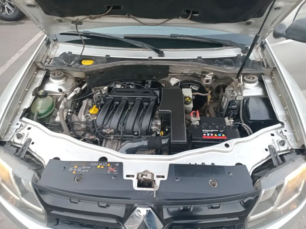 Renault Duster 1.6 Life 4x2 5mt 5p año 2020