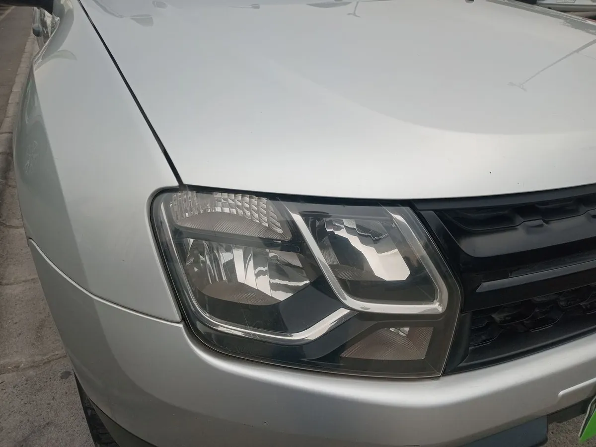 Renault Duster 1.6 Life 4x2 5mt 5p año 2020