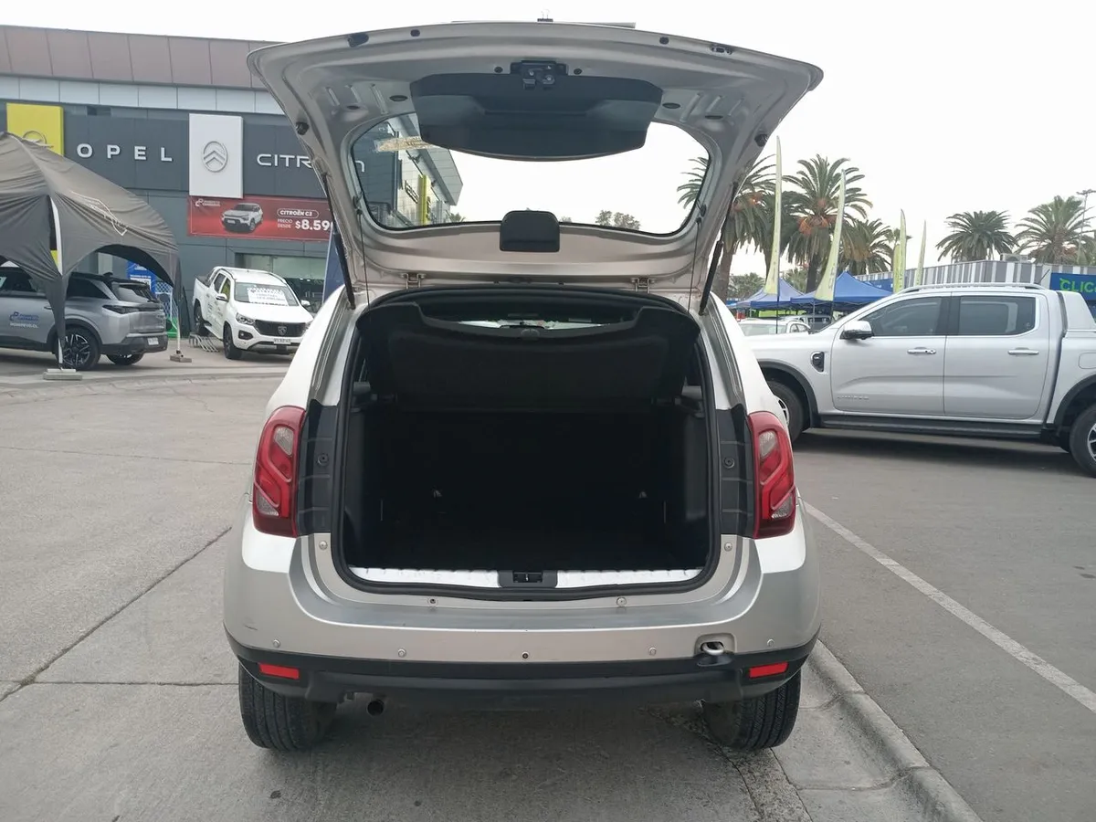 Renault Duster 1.6 Life 4x2 5mt 5p año 2020