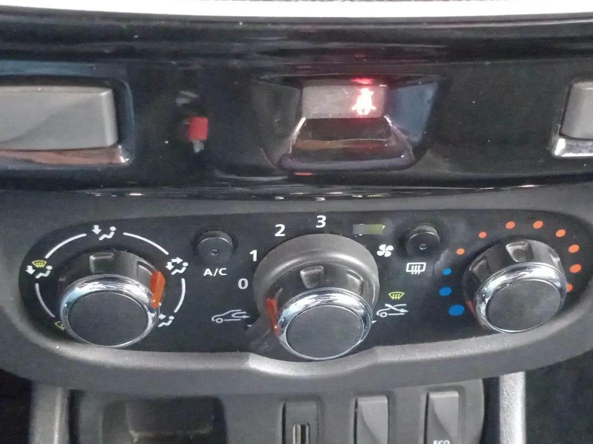 Renault Duster 1.6 Life 4x2 5mt 5p año 2020