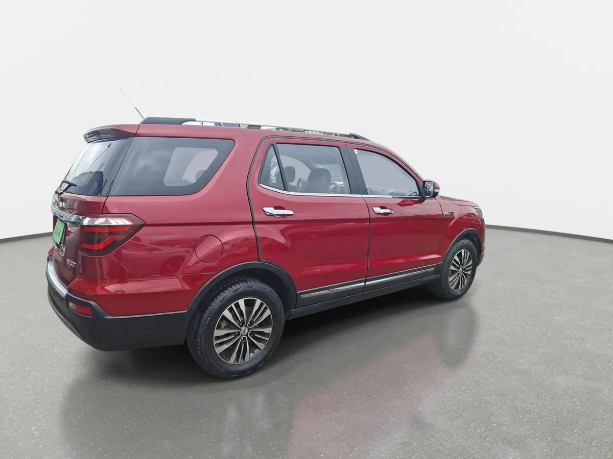 Changan Cx70 1.5t Elite 4x2 Mt 5p año 2019